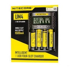 NiteCore UM4 QC 2.0 polnilnik Li-Ion baterij